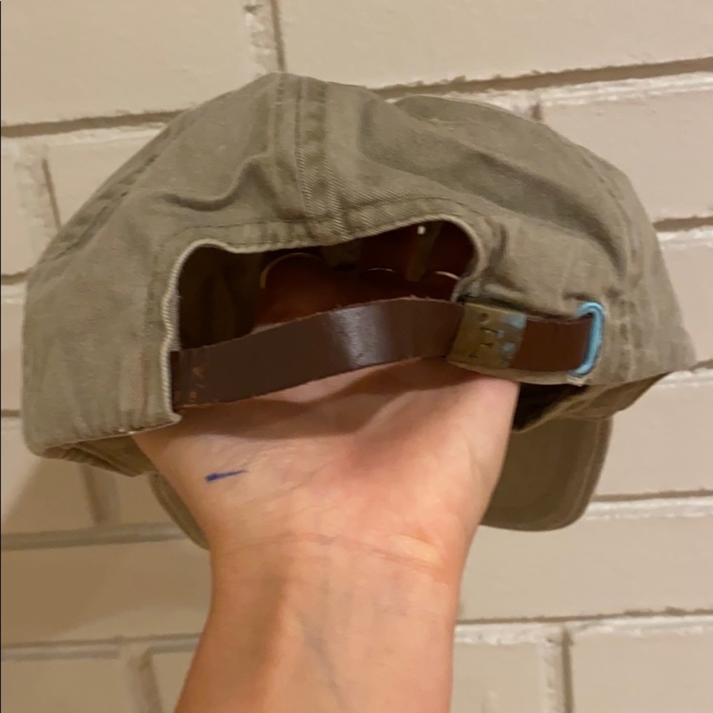 Hat - Picture 2 of 3